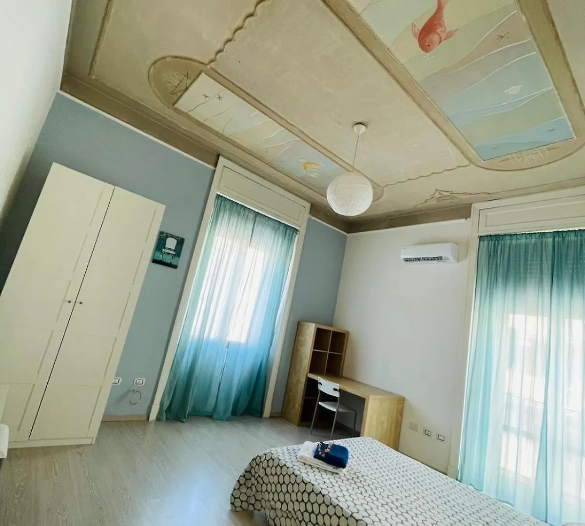 Хостел Deodato Guest House Катания