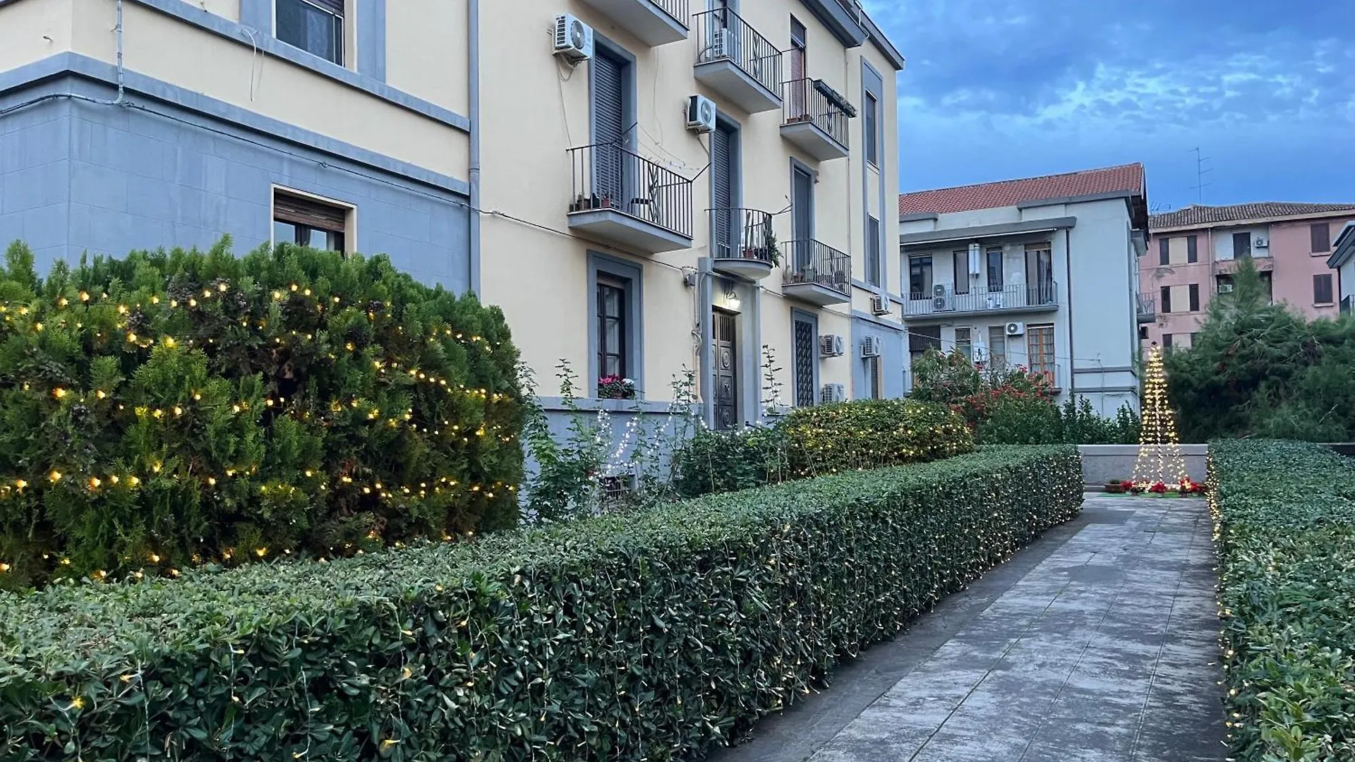 Ostello Deodato Guest House Catania Italia